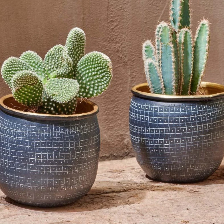 Tembesi Etched Planter - Antique Black & Brass Large - Image 4